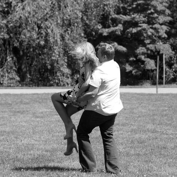 Meet your Posher, Lindsay - Picture 2 of 2