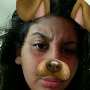 Meet your Posher, Daphne