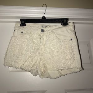 MOSSIMO JEAN SHORTS