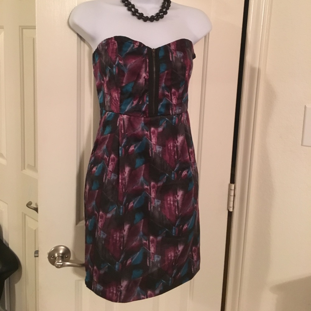 Silence + noise Strapless Dress Sz M