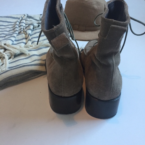 Elizabeth and James Combat Boots - Picture 2 of 8