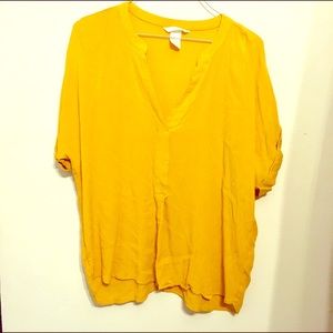 H&M Size 8 Top • { Mustard Yellow } •