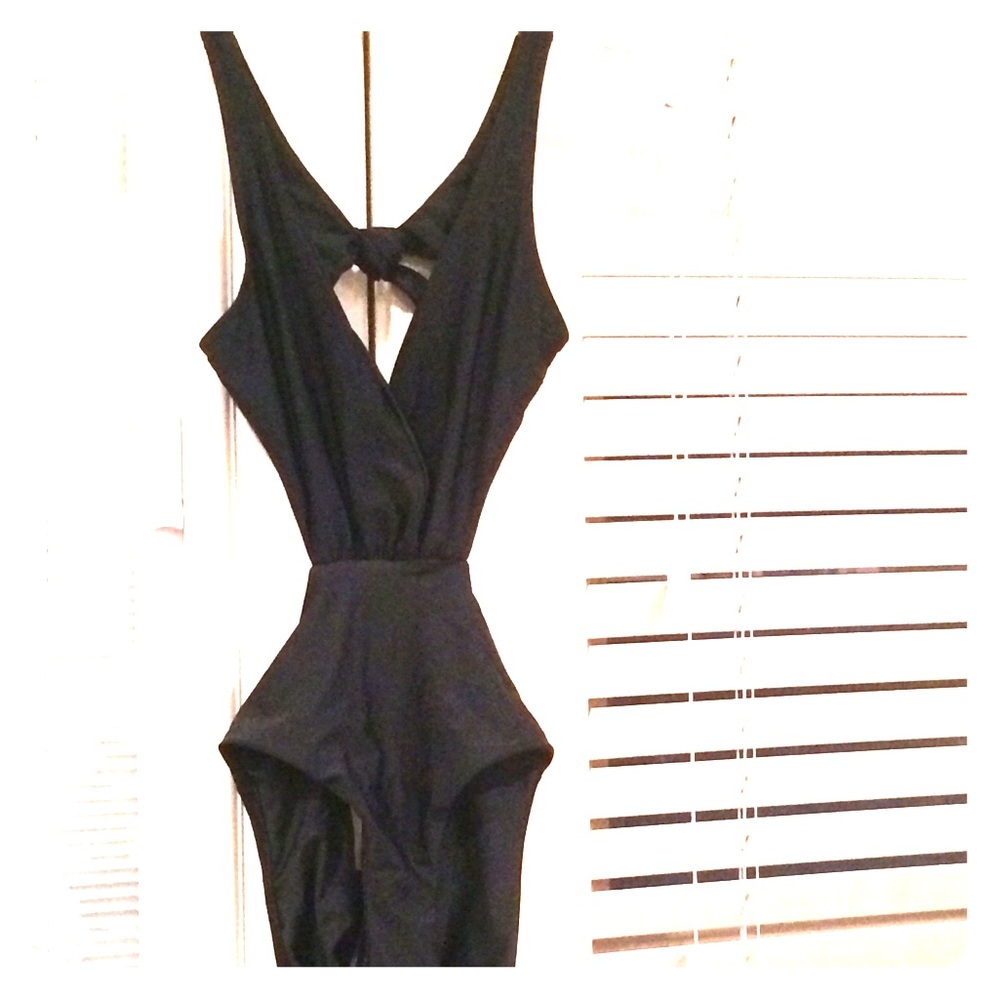 South Beach Plunge Back Tie Swimmy