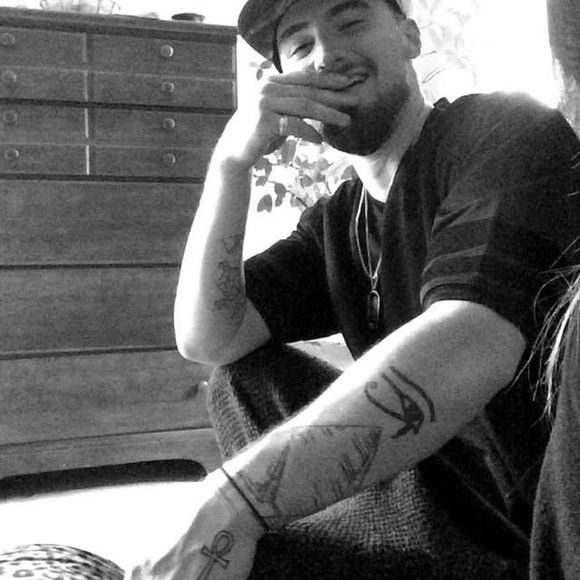 Meet your Posher, Dave - Picture 1 of 1