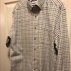 Vineyard Vines Button Down shirt