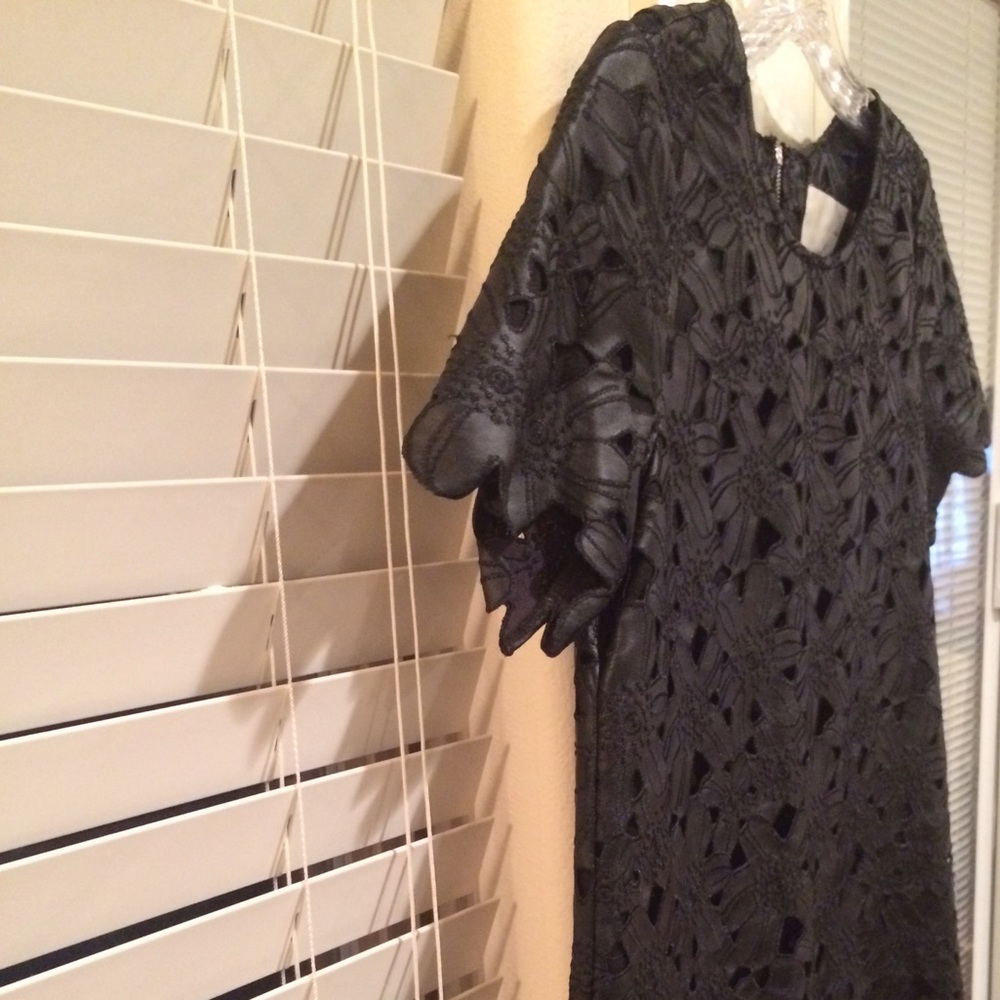 Mixed Material Embroidered Mini - image 3