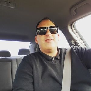 Meet your Posher, Robert