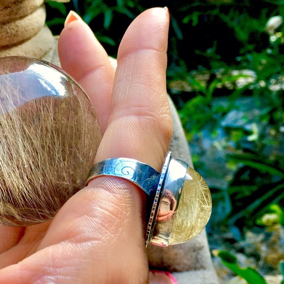 🔥SOLD🔥HOST PICK!Rutilated Quartz Ring 💛RARE💛! - Picture 4 of 8