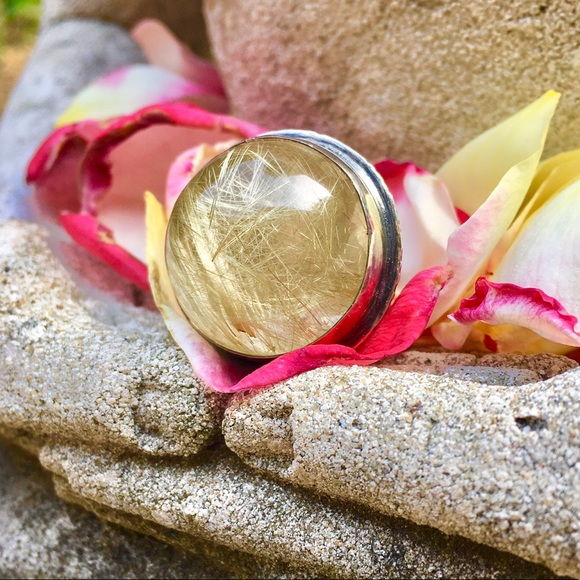 🔥SOLD🔥HOST PICK!Rutilated Quartz Ring 💛RARE💛! - Picture 2 of 8