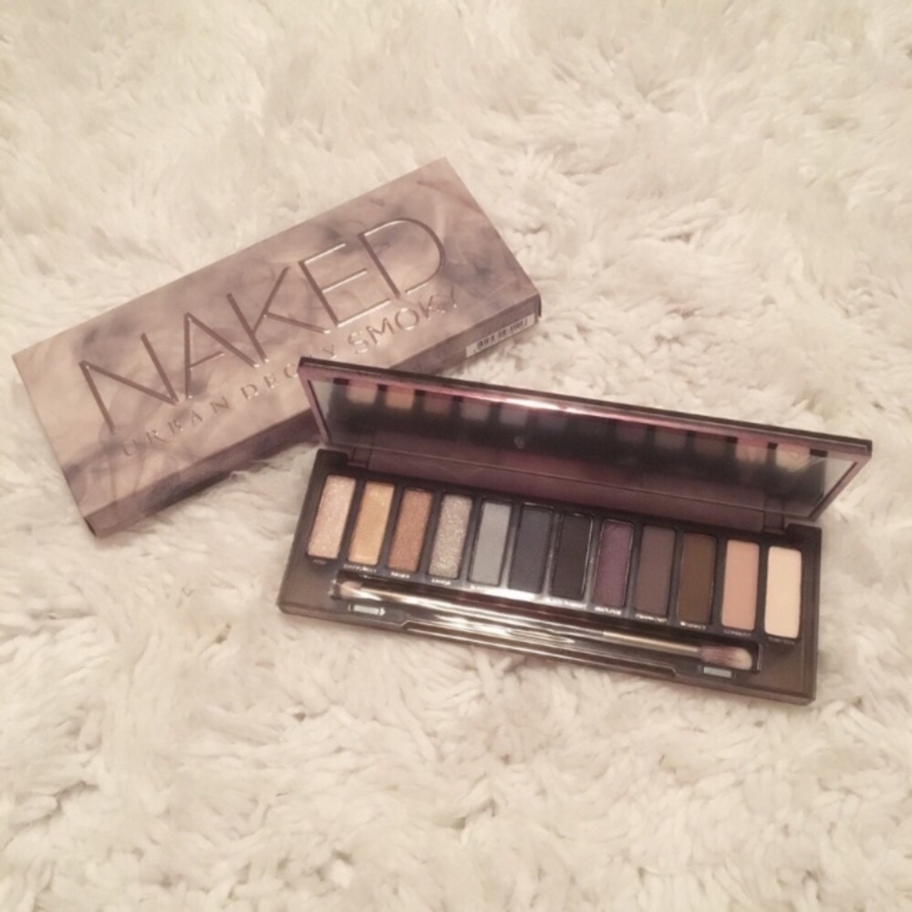 Urban Decay Naked Smokey Eyeshadow Palette