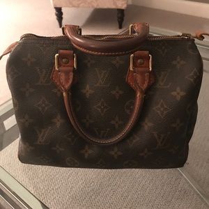 Authentic Louis Vuitton Speedy 25 &crossbody strap