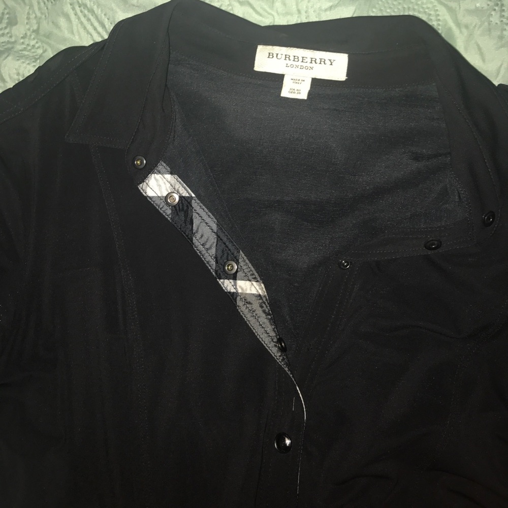 Burberry long dress. With 3 quarter sleeve