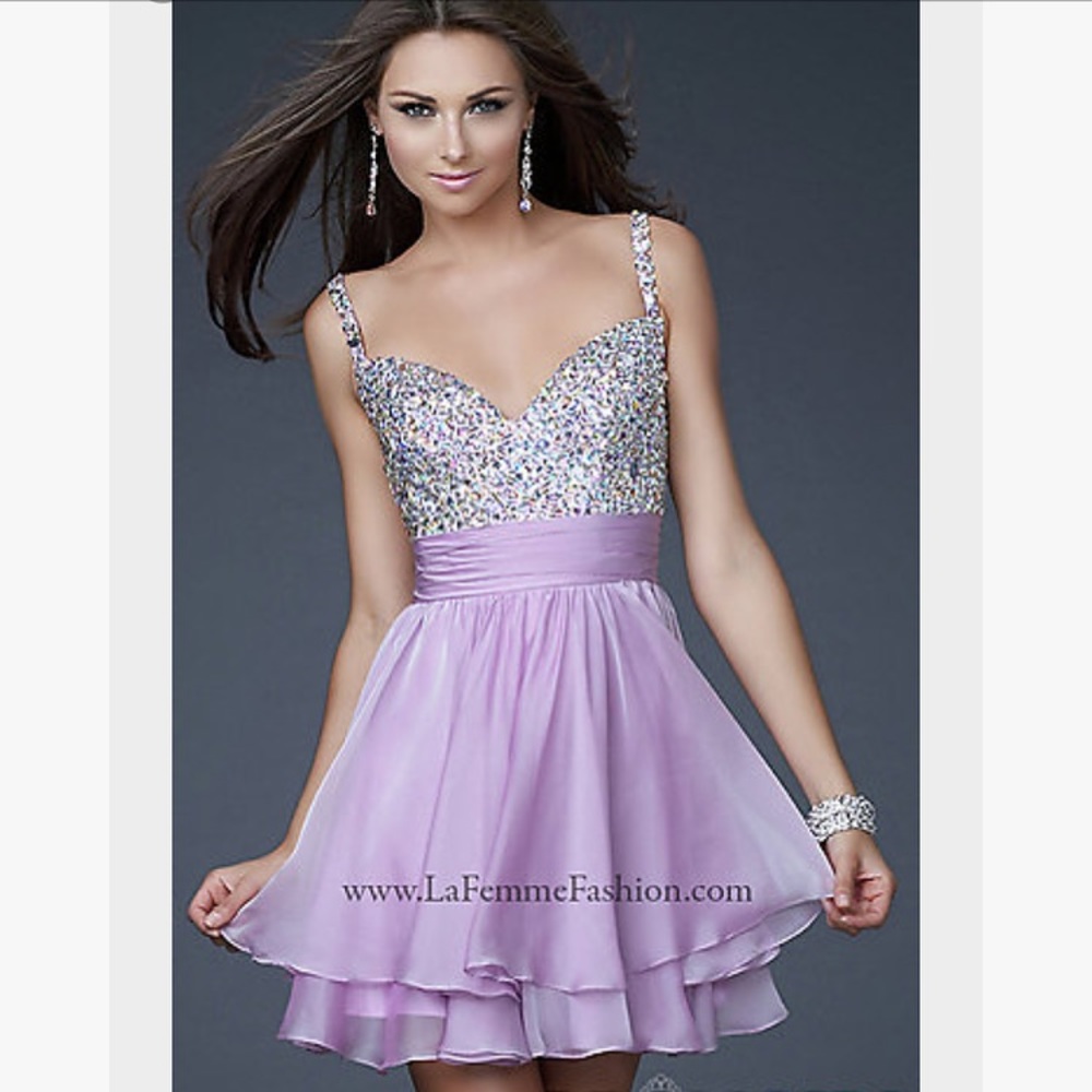 Cute lavender cocktail dress!☺️