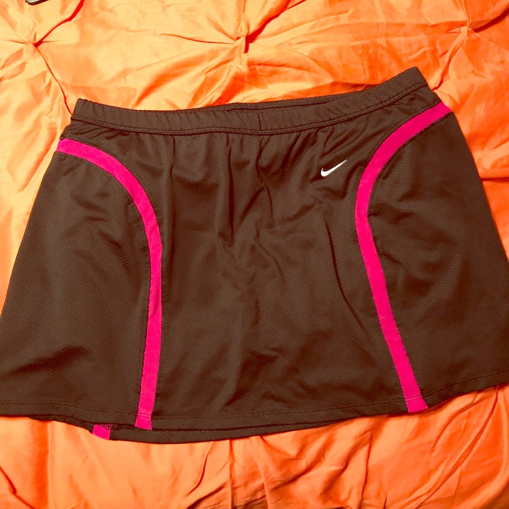 Black Nike skort