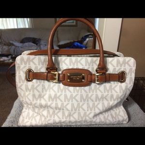 Michael Kors Tote