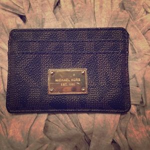 Michael Kors mini wallet
