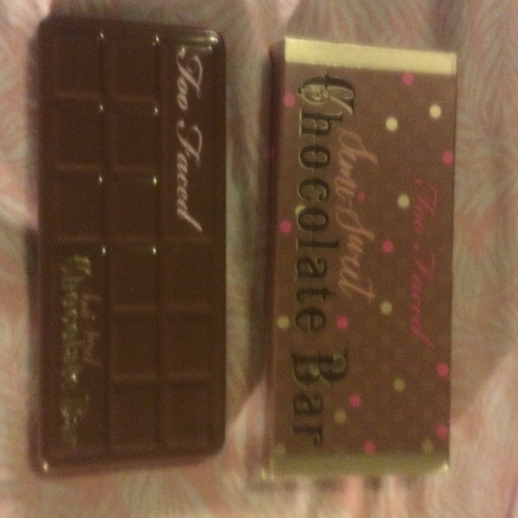 Too Faced Other - Boxed, never used Too Faced Semi Chocolate e/s kit
