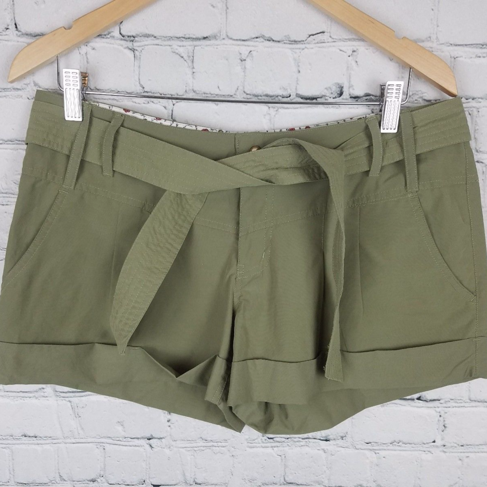 Women's Cuffed Green Shorts Tie Waist Army Green
