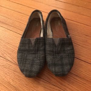 Plaid Toms