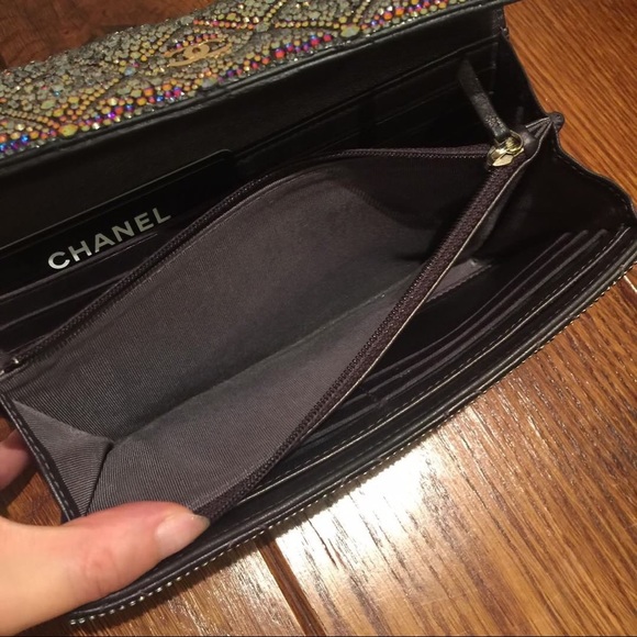 CHANEL STRASS WALLET CLUTCH AMAZING!!!! - Picture 5 of 8