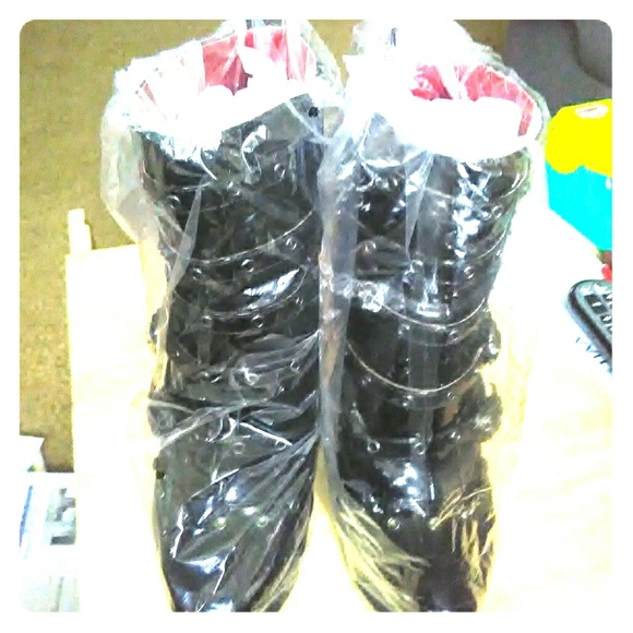 Machina Booties - Picture 1 of 4