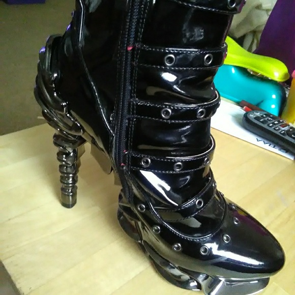 Machina Booties - Picture 3 of 4