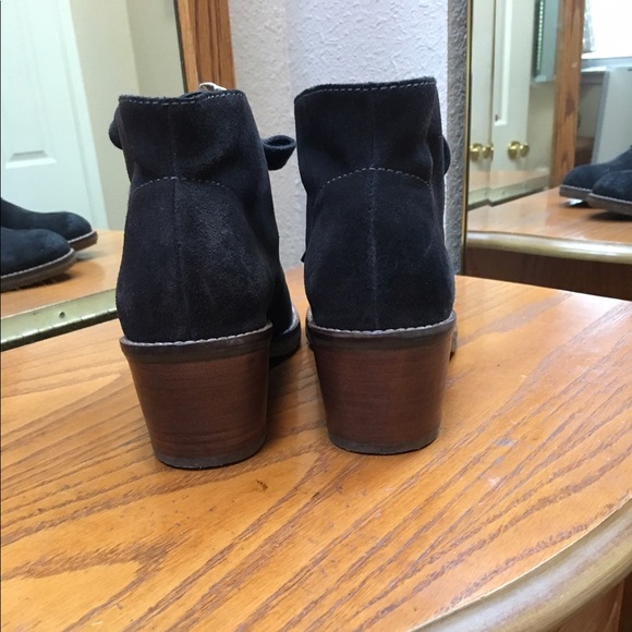 Ankle Boot Shoes - Picture 3 of 6