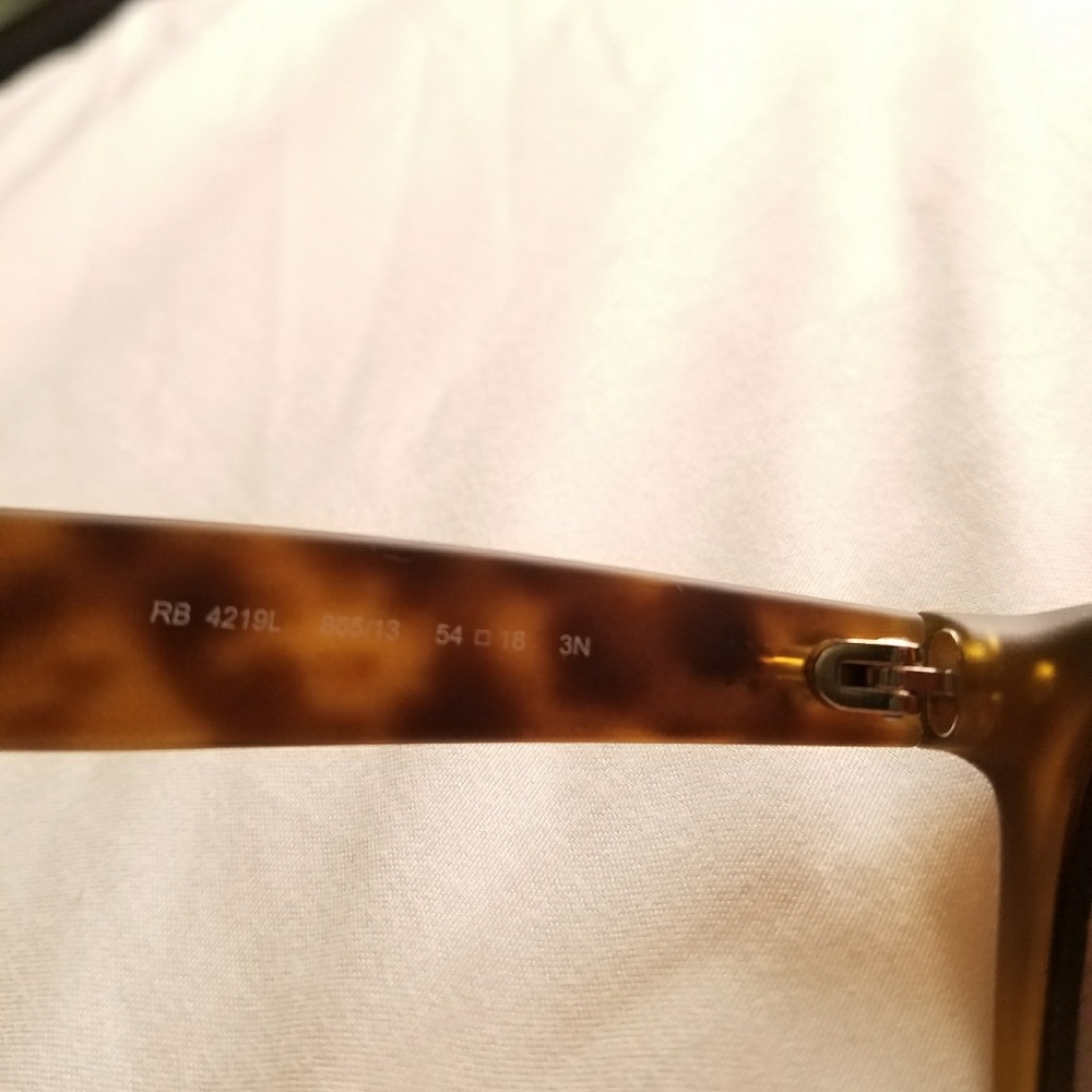 Ray-Bans Tortoise Shell Frames - image 6
