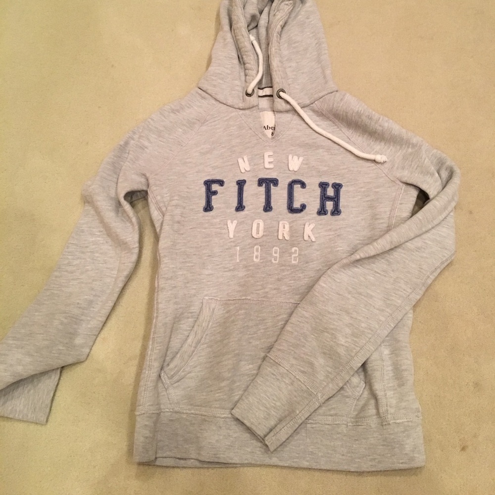 Grey Abercrombie hoodie size M
