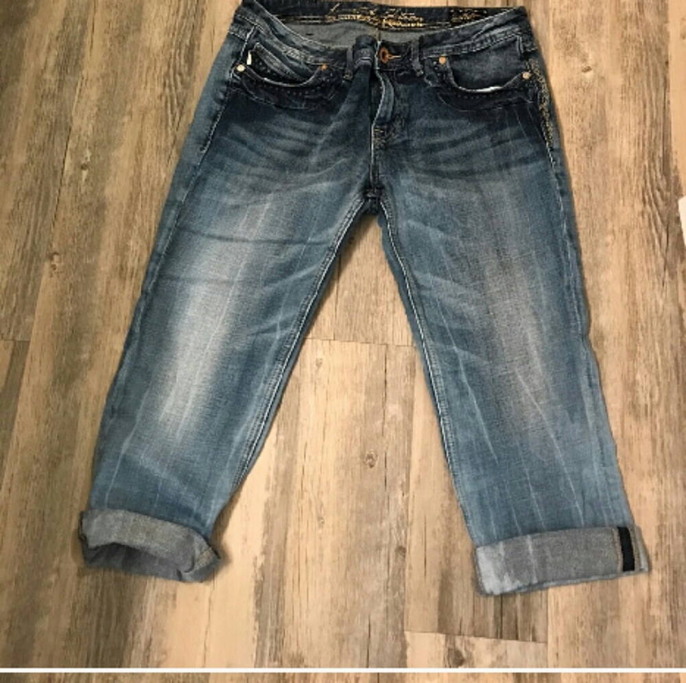 Express Rerock capris