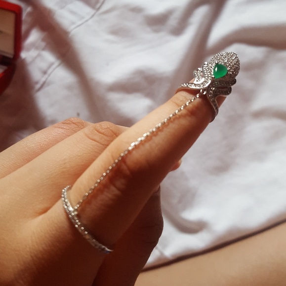 Silver ring - Picture 2 of 4