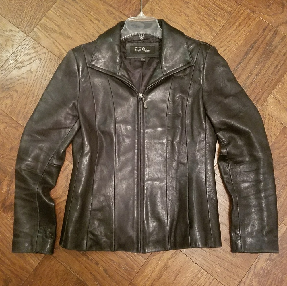 Vintage leather jacket - size small