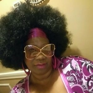 Meet your Posher, Denene