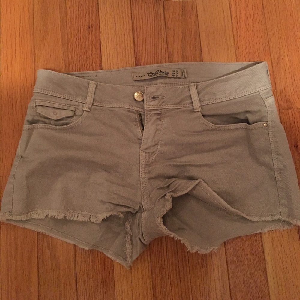 Zara Shorts