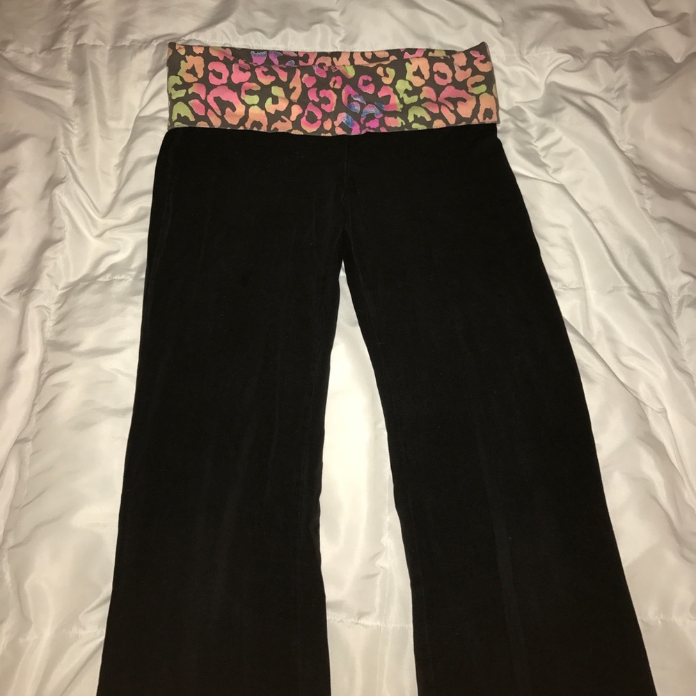 PINK yoga pants