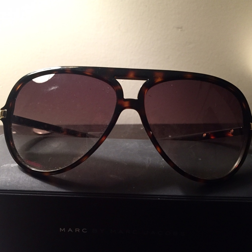Marc Jacobs Aviators