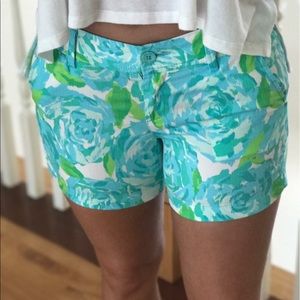 Lilly Pulitzer Shorts Size 6.