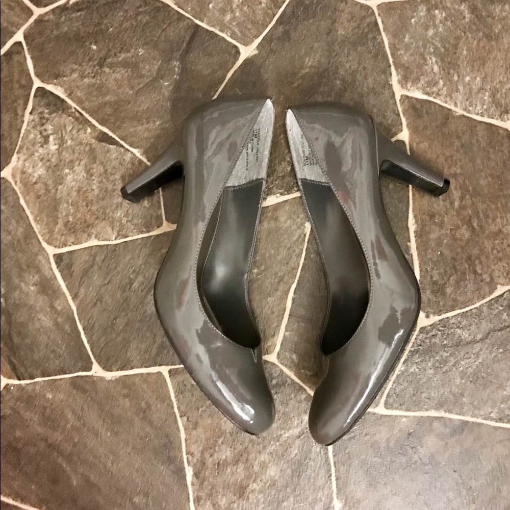 Apt 9 Pumps