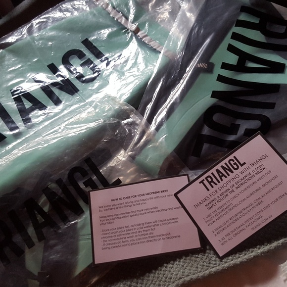 AUTHENTIC TRIANGL BIKINI💕🔥 - Picture 2 of 3