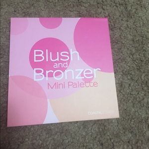 Coastal Scents blush and bronzer palette