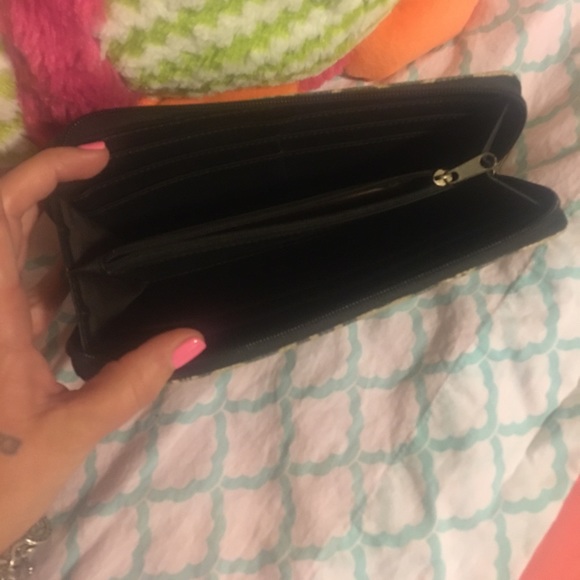 Billabong purse and wallet - Picture 4 of 4