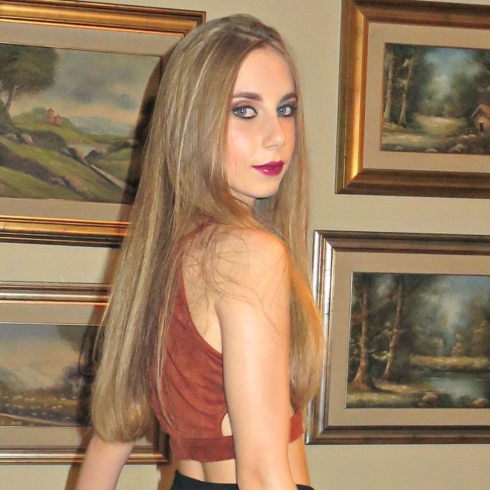 Meet your Posher, Stephanie