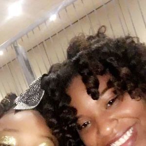 Meet your Posher, Randi