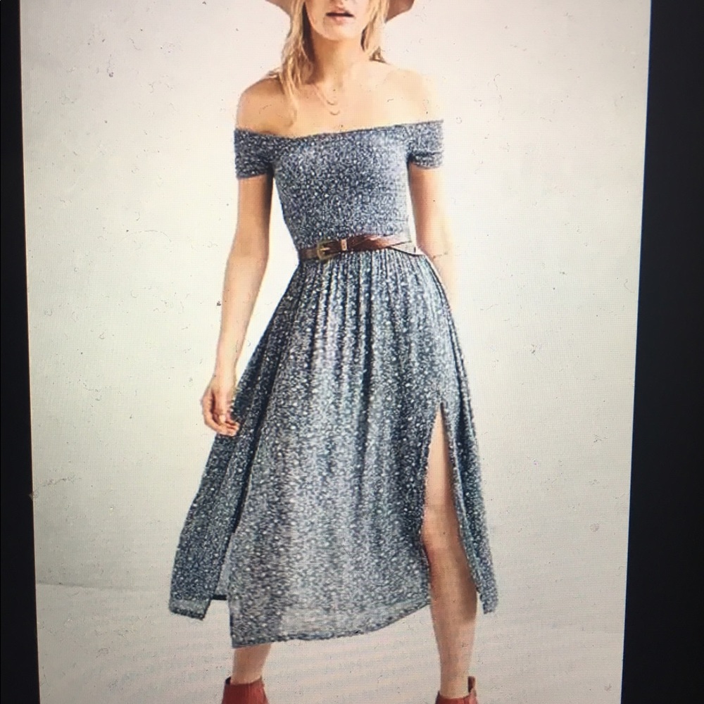 Off the shoulder boho midi dress!
