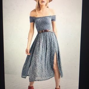 Off the shoulder boho midi dress!