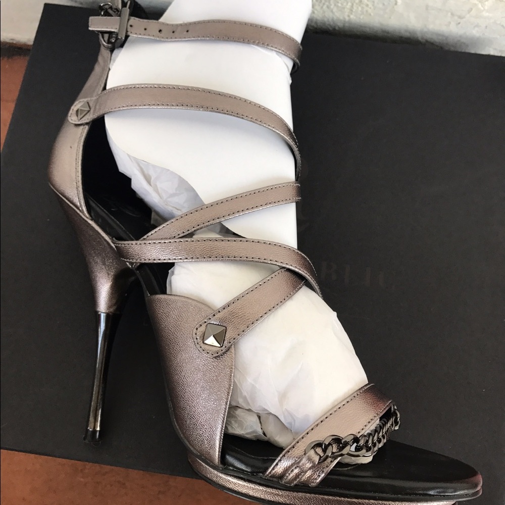 Rock and Republic gorgeous shoes