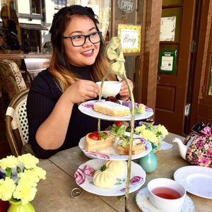 Meet your Posher, Merril