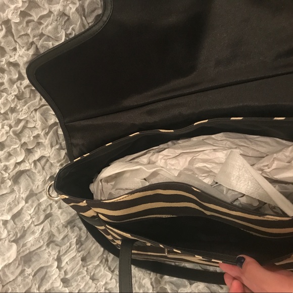 Coach brown zebra print leather/fabric handbag!! - Picture 4 of 8