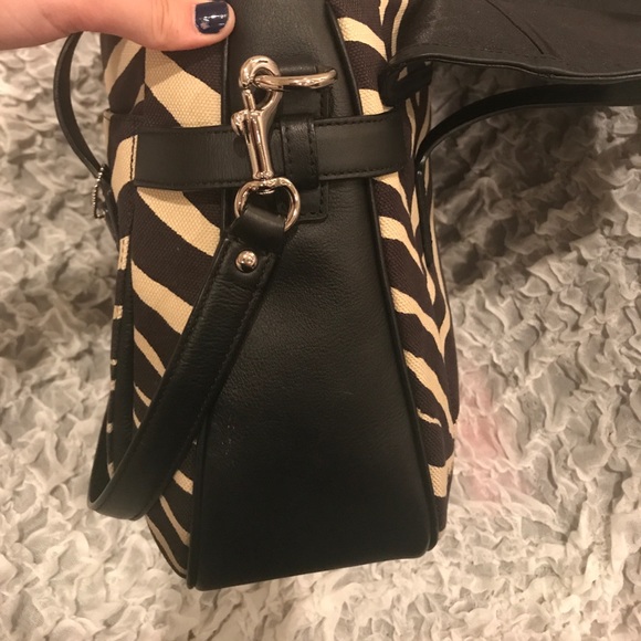 Coach brown zebra print leather/fabric handbag!! - Picture 6 of 8