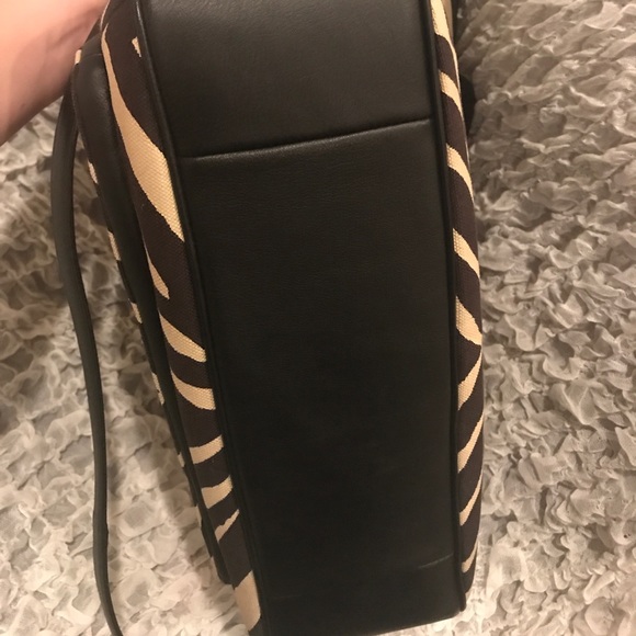 Coach brown zebra print leather/fabric handbag!! - Picture 7 of 8